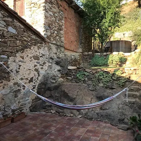 Casa De Pueblo En La Naturaleza * Girona