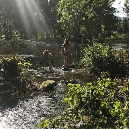 Casa De Pueblo En La Naturaleza